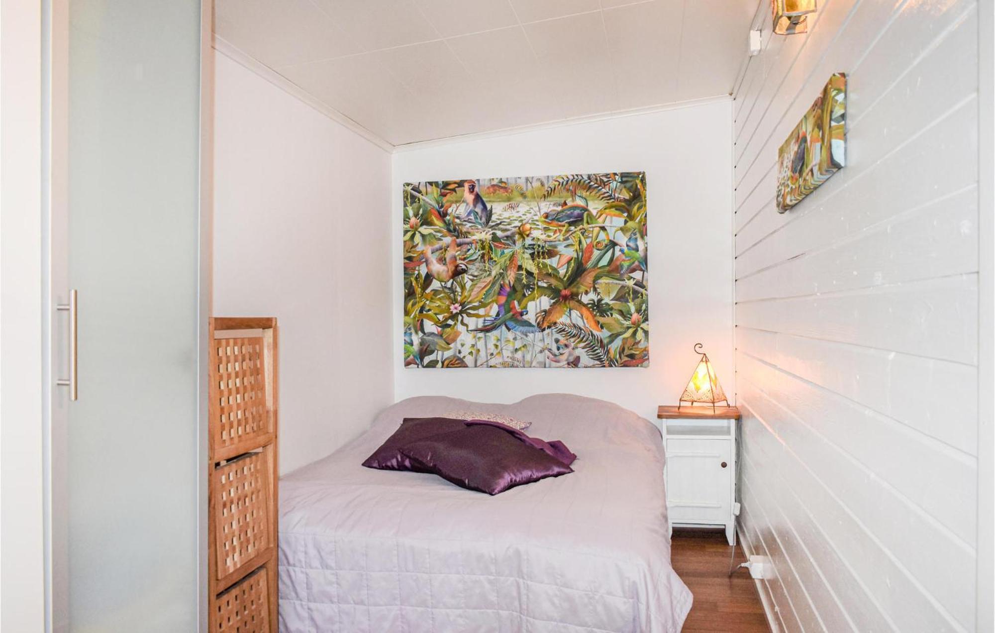 1 Bedroom Amazing Home In Hoellviken Zewnętrze zdjęcie